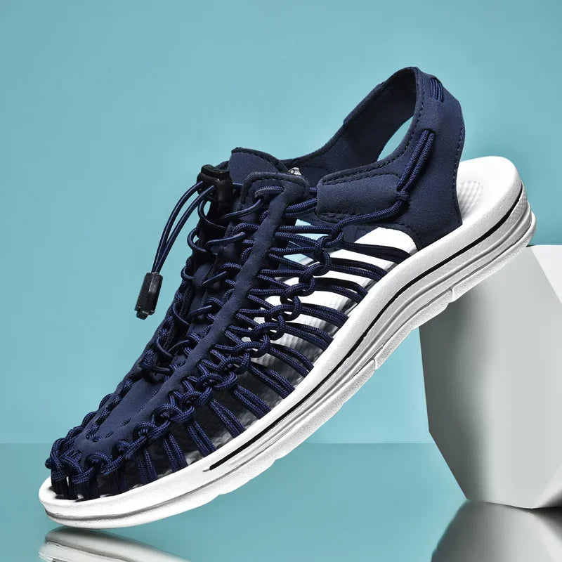 2025 Verão Sandálias Masculinas Couro Genuíno Sapatos Casuais Masculinos Sandálias de Couro para Homens ao Ar Livre Sapatos de Praia Sapatos Masculinos Romanos