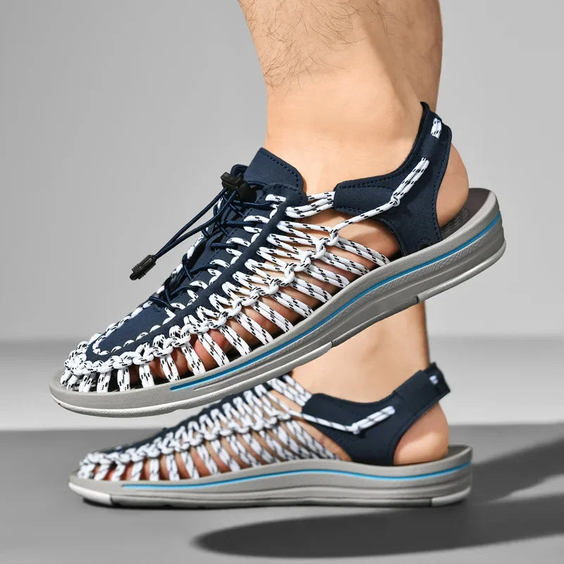 2025 Verão Sandálias Masculinas Couro Genuíno Sapatos Casuais Masculinos Sandálias de Couro para Homens ao Ar Livre Sapatos de Praia Sapatos Masculinos Romanos