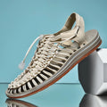 2025 Verão Sandálias Masculinas Couro Genuíno Sapatos Casuais Masculinos Sandálias de Couro para Homens ao Ar Livre Sapatos de Praia Sapatos Masculinos Romanos